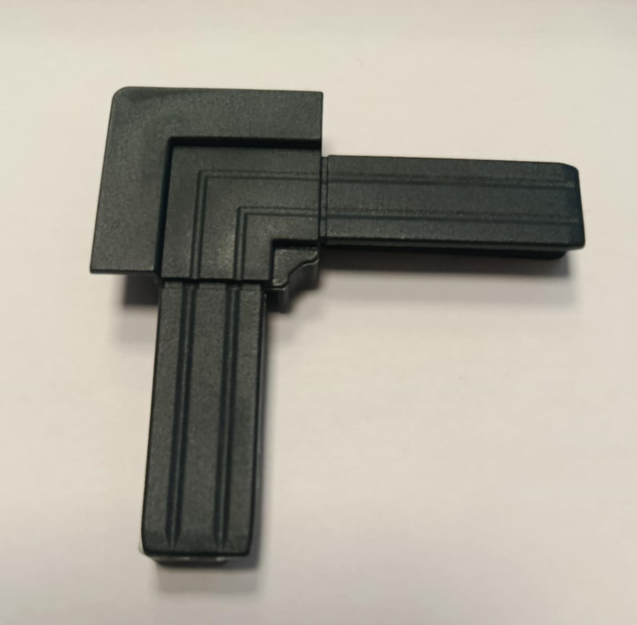 Plastový roh vnější pro profil P 25x10 mm s límcem 